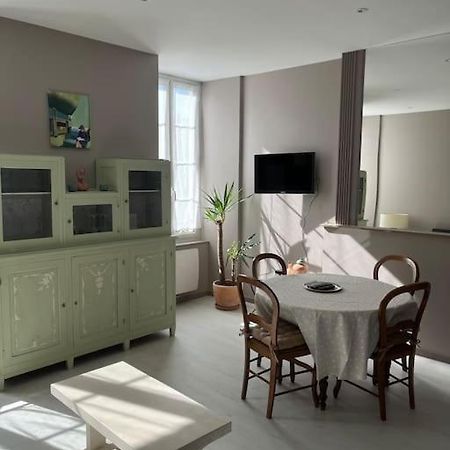 Superbe Appartement Plein Centre Millau Extérieur photo